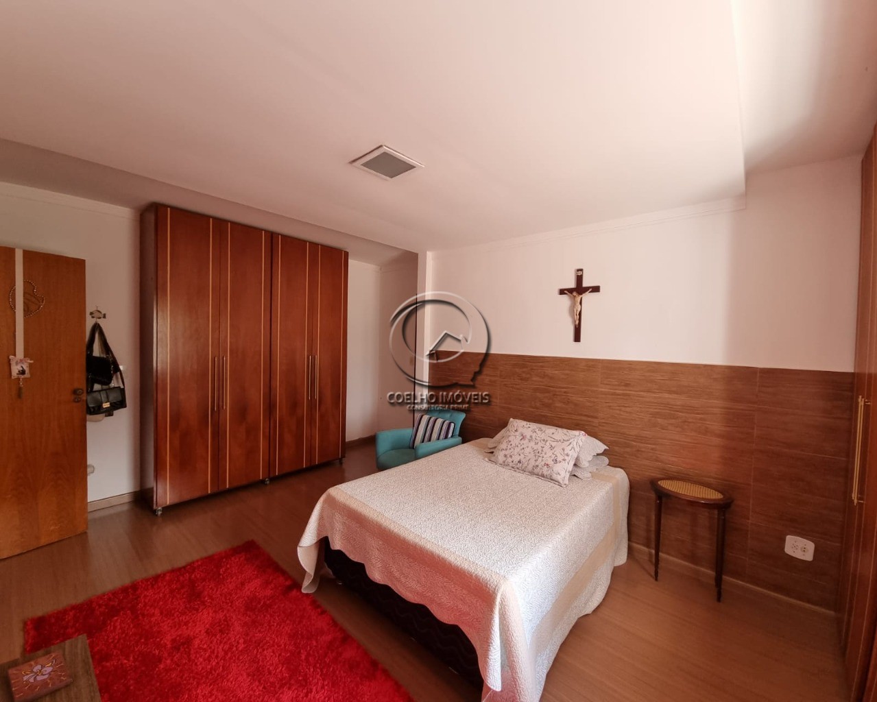 Casa à venda com 3 quartos, 250m² - Foto 15