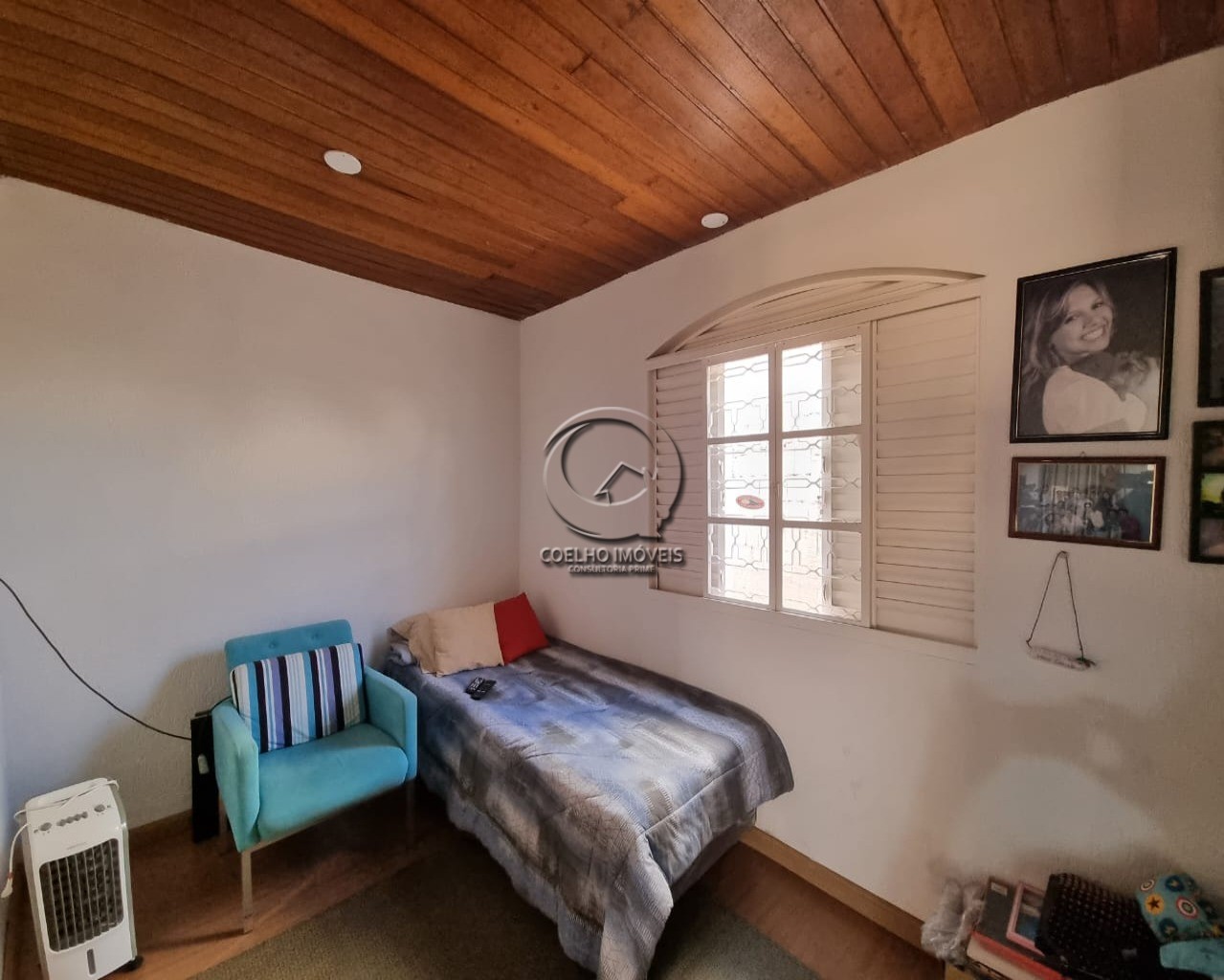 Casa à venda com 3 quartos, 250m² - Foto 25