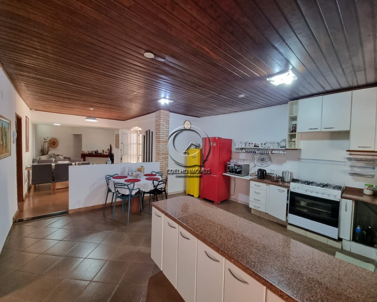 Casa à venda com 3 quartos, 250m² - Foto 30