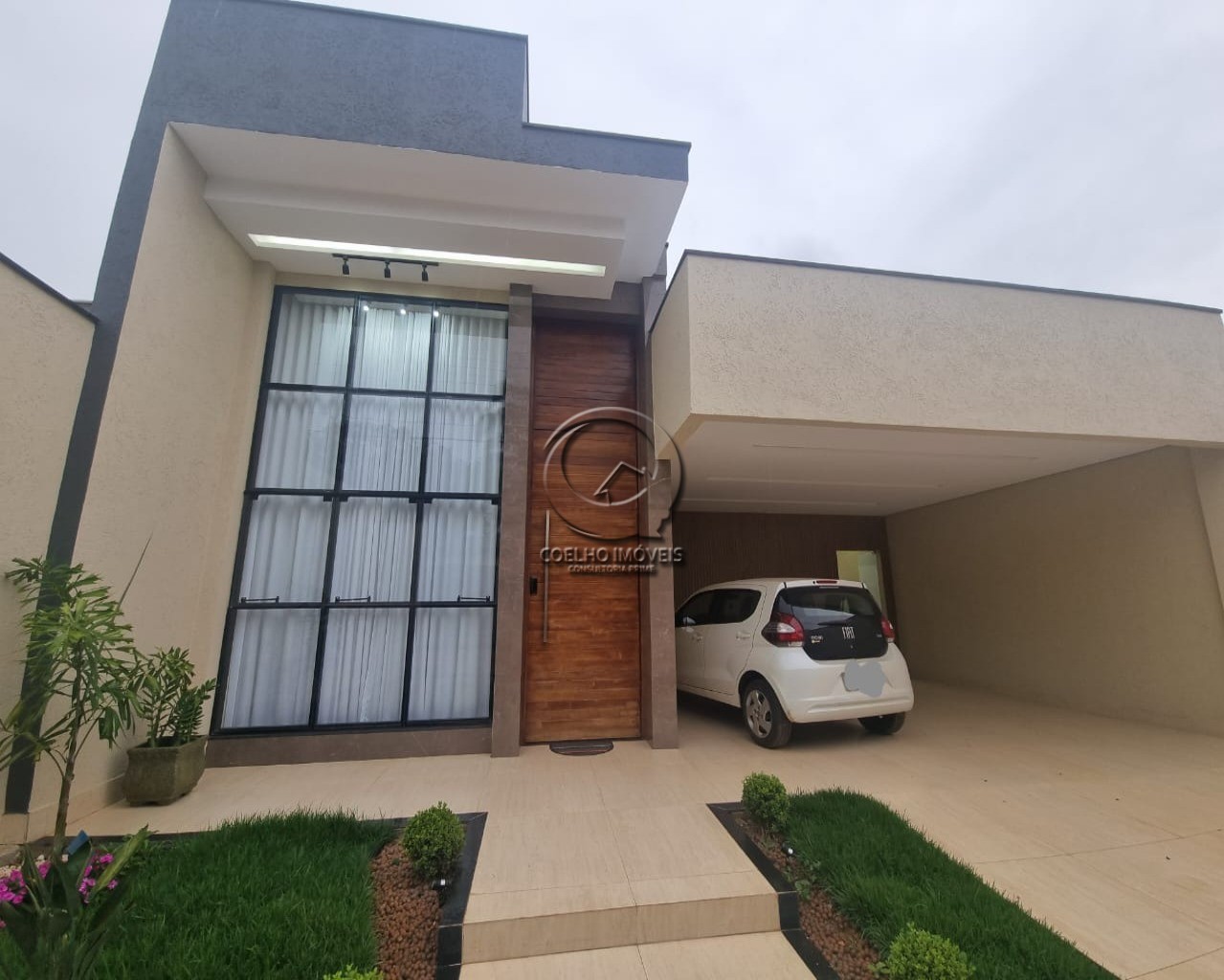 Casa à venda com 3 quartos, 269m² - Foto 4