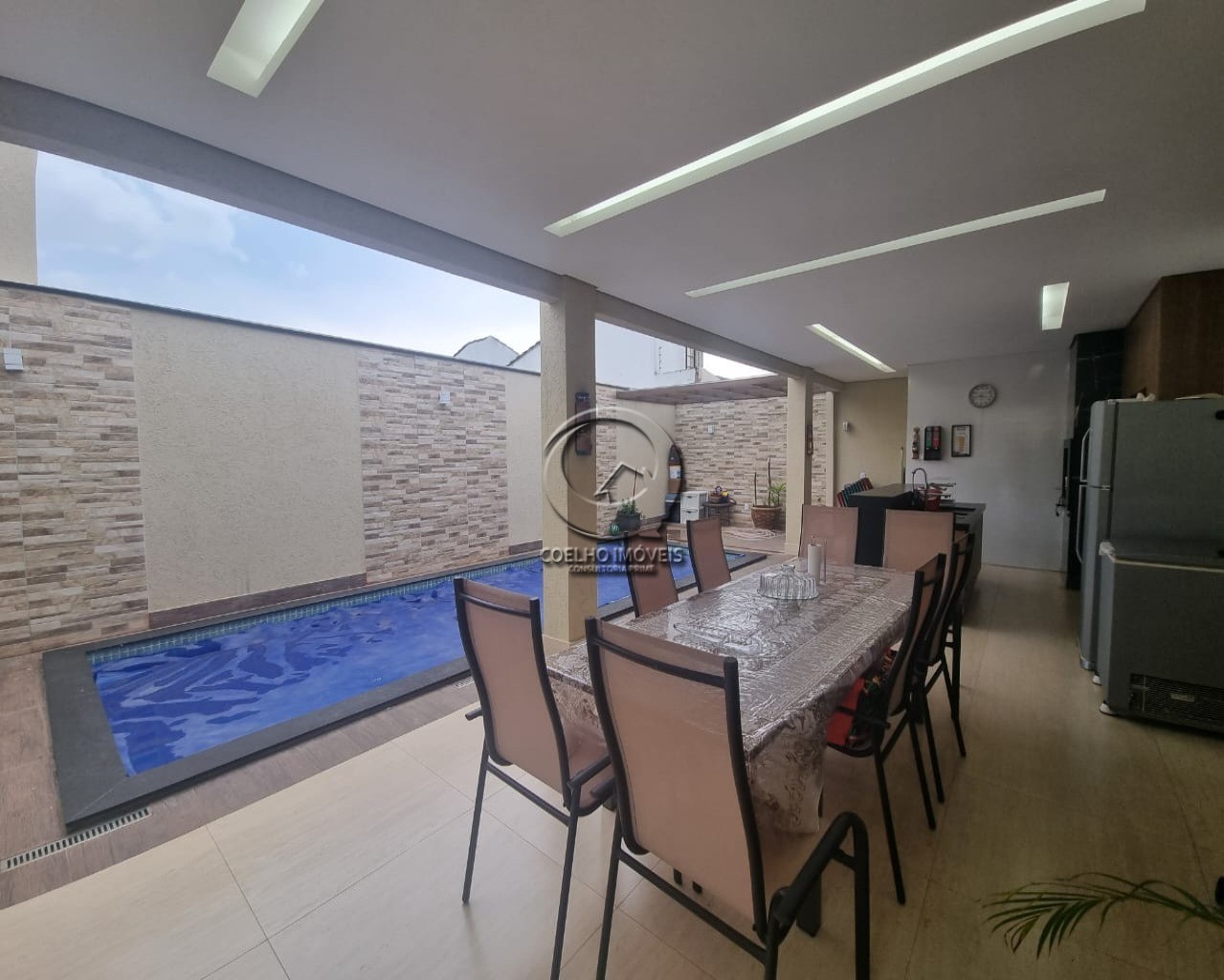 Casa à venda com 3 quartos, 269m² - Foto 22