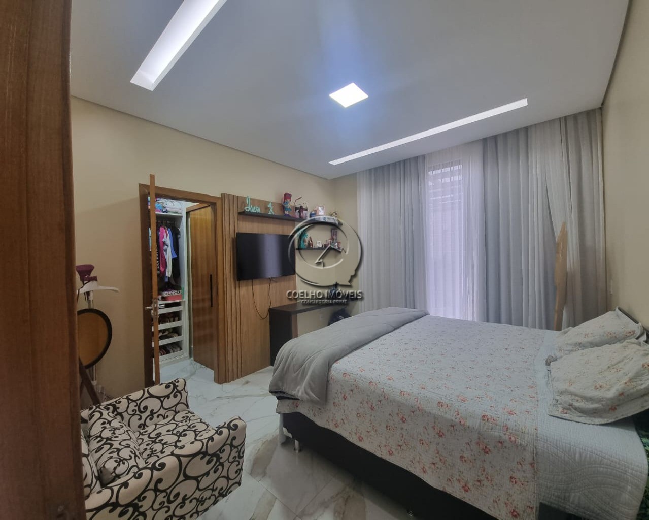 Casa à venda com 3 quartos, 269m² - Foto 45