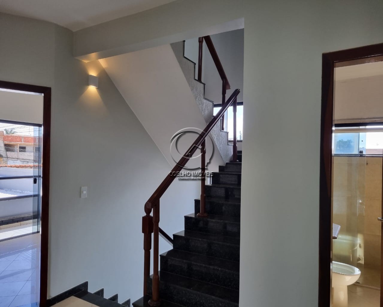 Casa à venda com 3 quartos, 370m² - Foto 19