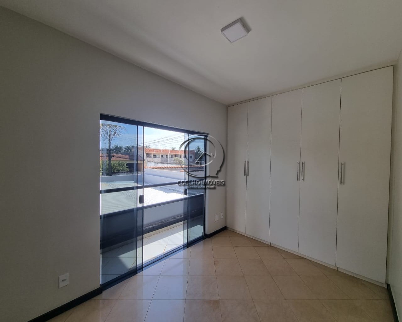 Casa à venda com 3 quartos, 370m² - Foto 24