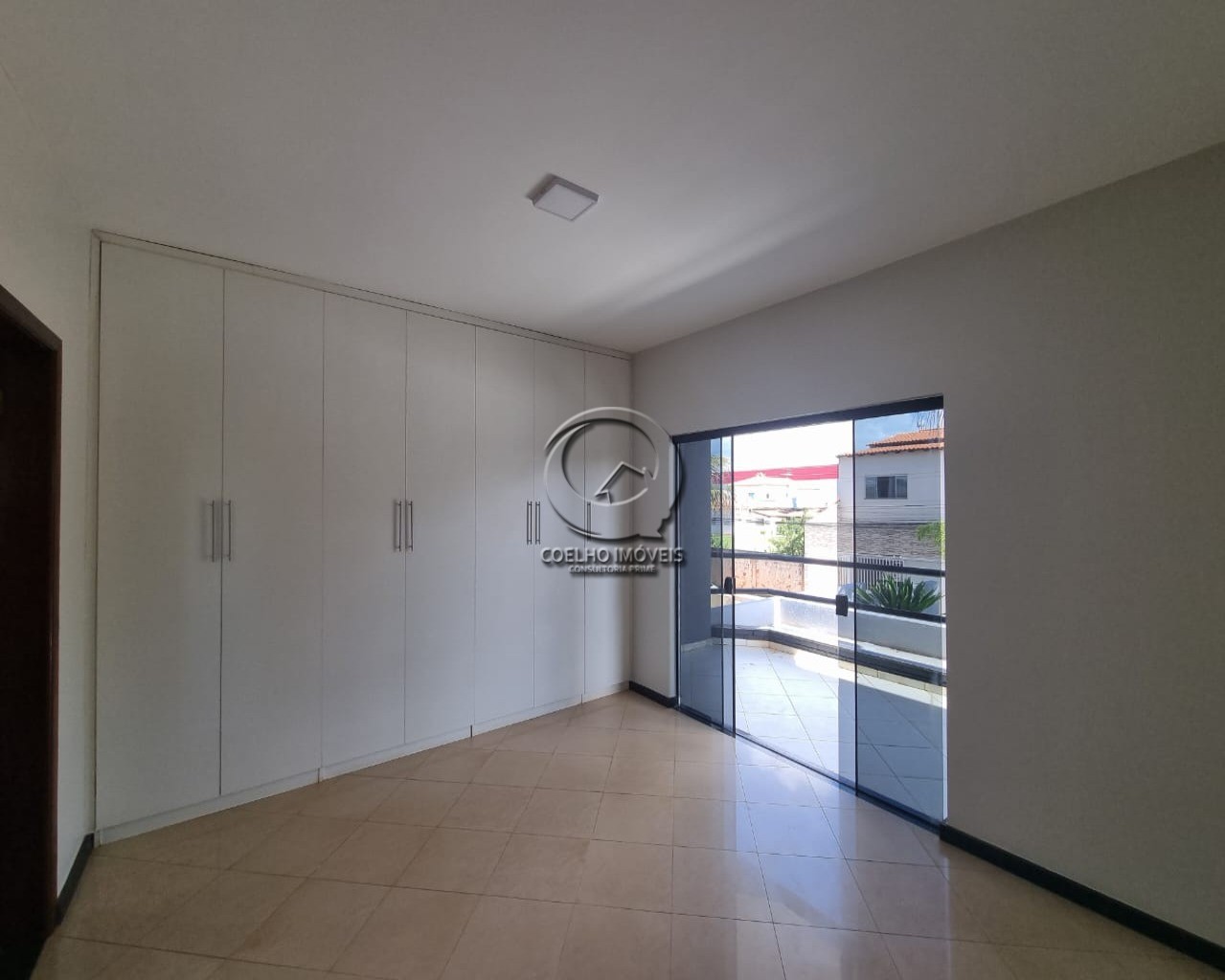 Casa à venda com 3 quartos, 370m² - Foto 25