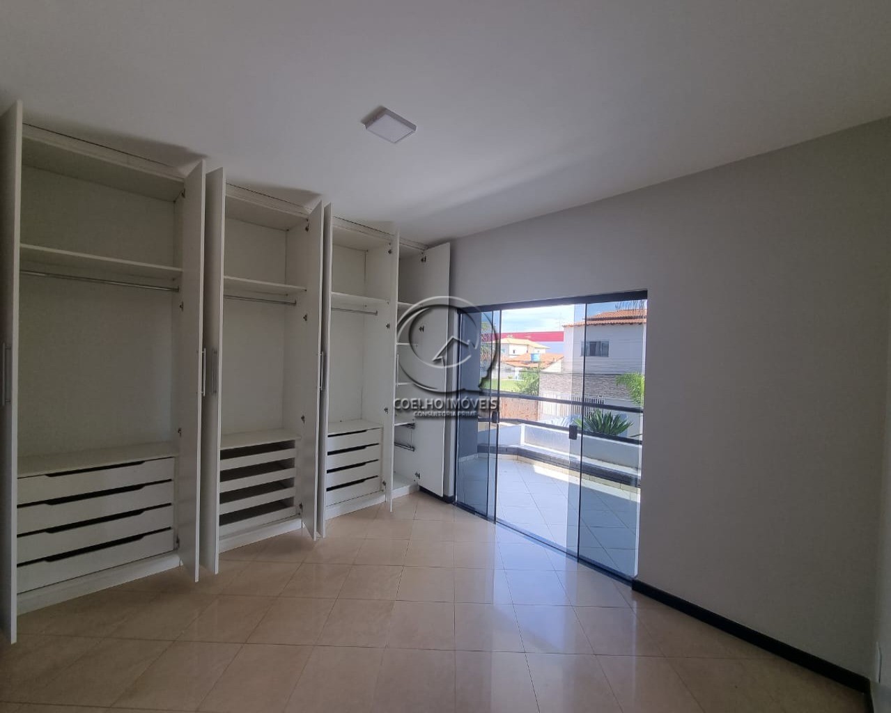 Casa à venda com 3 quartos, 370m² - Foto 27