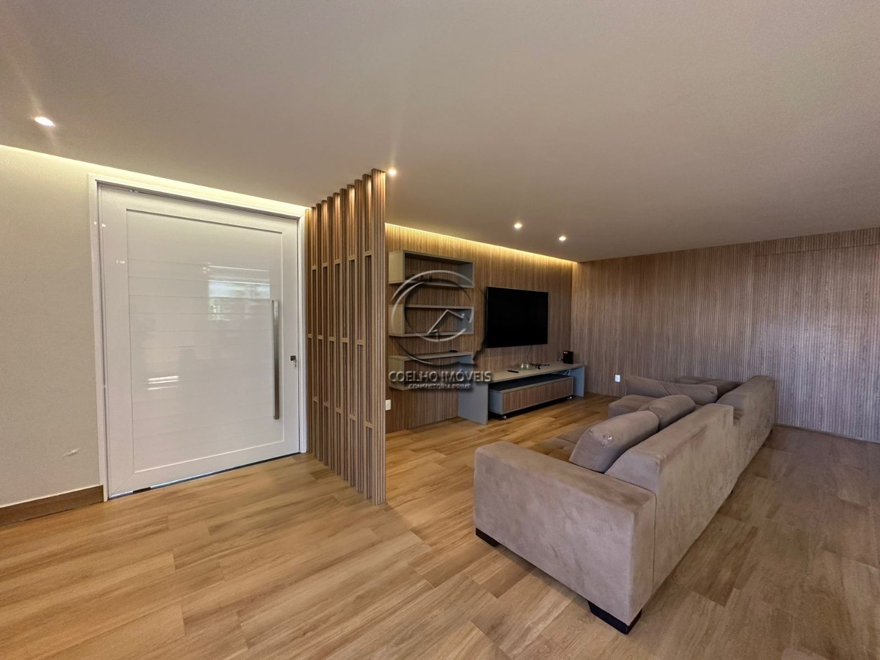 Casa à venda com 4 quartos, 400m² - Foto 3