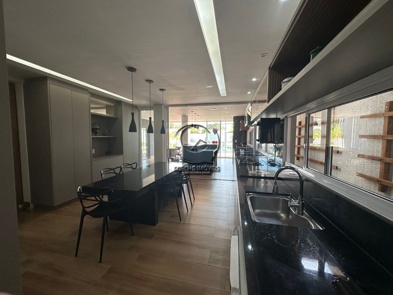 Casa à venda com 4 quartos, 400m² - Foto 45