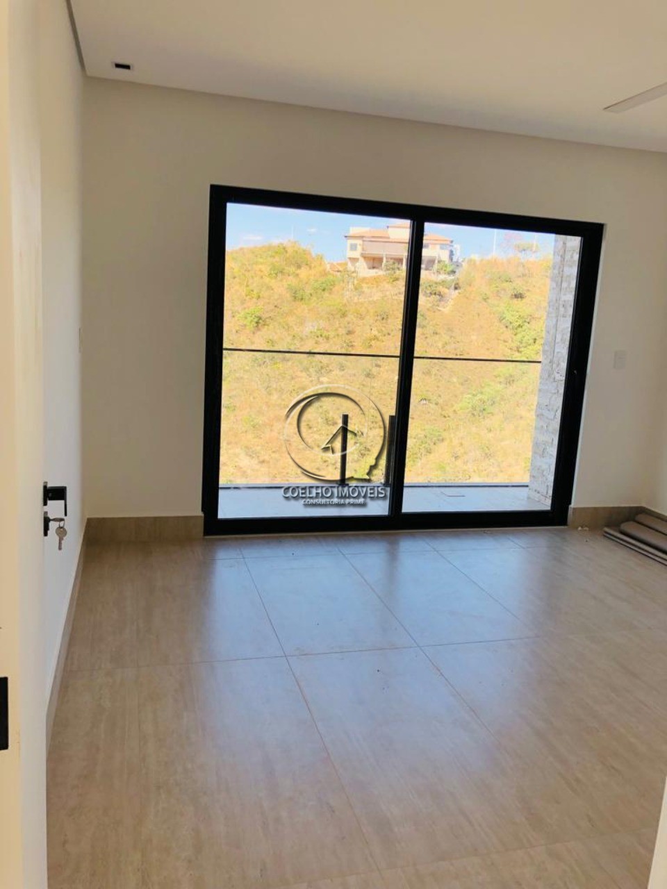 Casa à venda com 4 quartos, 315m² - Foto 10