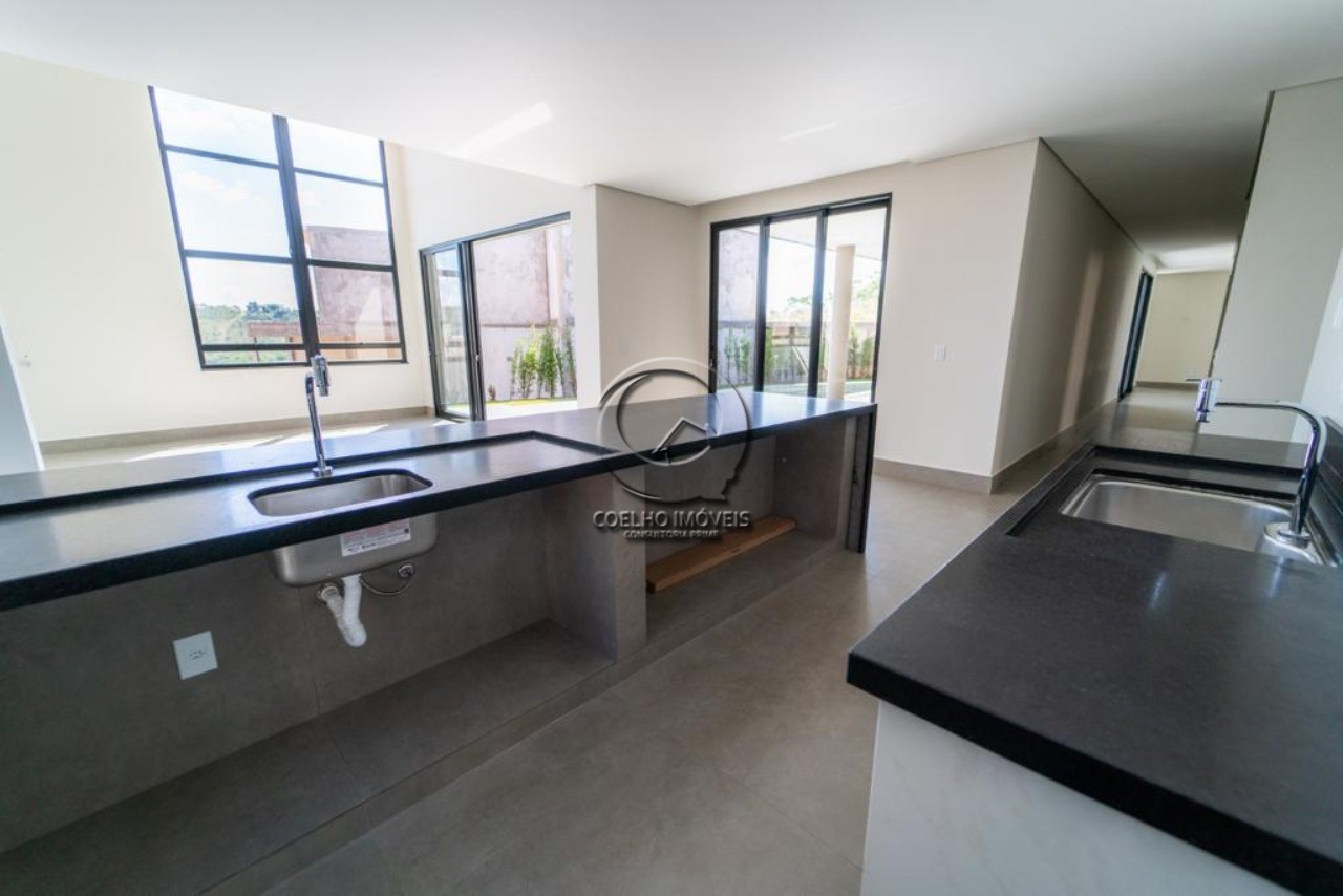 Casa à venda com 3 quartos, 420m² - Foto 12