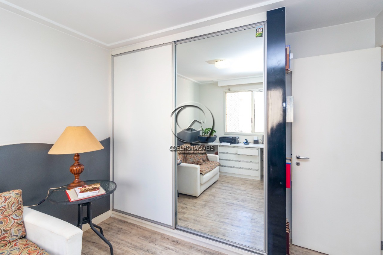 Apartamento à venda com 4 quartos, 165m² - Foto 18