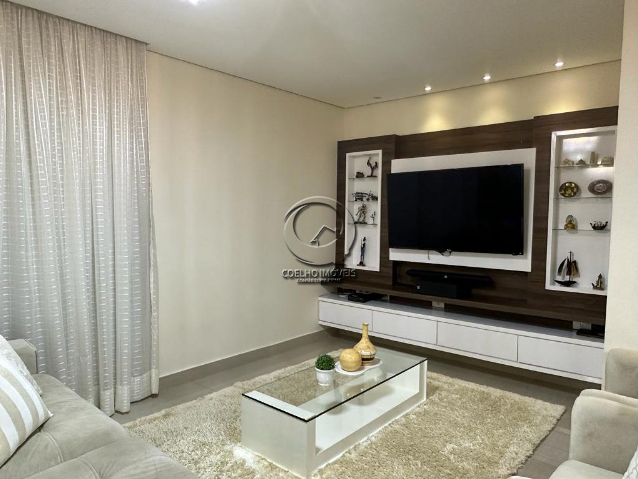 Apartamento à venda com 4 quartos, 180m² - Foto 3