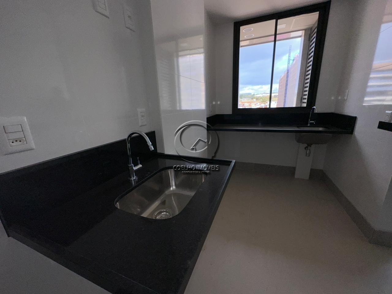 Apartamento à venda com 2 quartos, 69m² - Foto 4