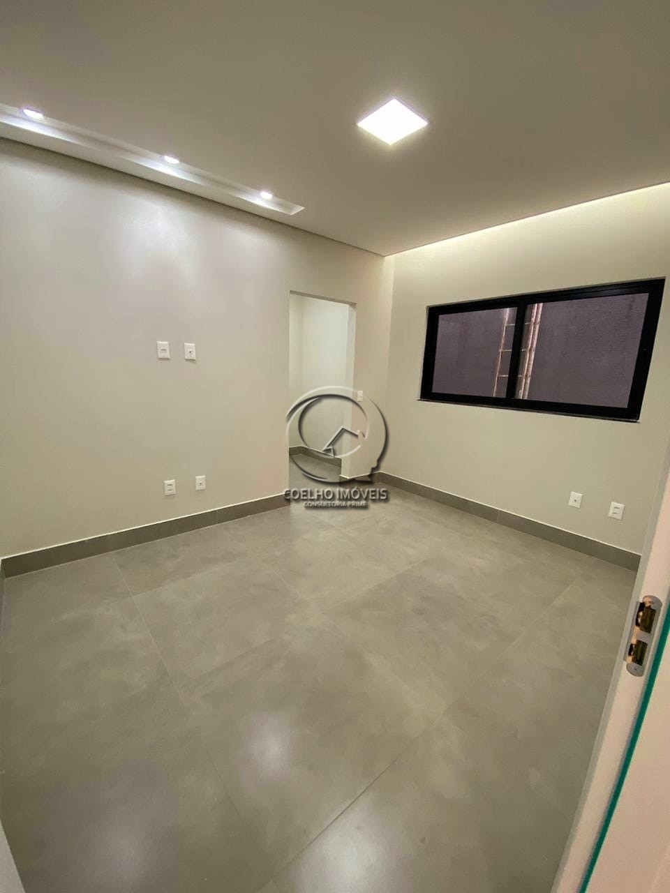 Casa à venda com 4 quartos, 350m² - Foto 11