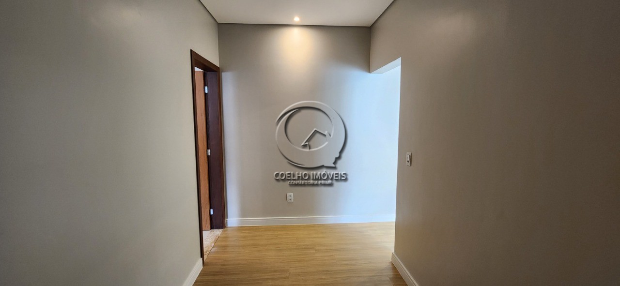 Casa à venda com 3 quartos, 270m² - Foto 15