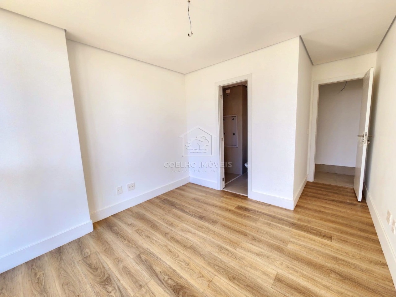 Apartamento à venda com 3 quartos, 122m² - Foto 11