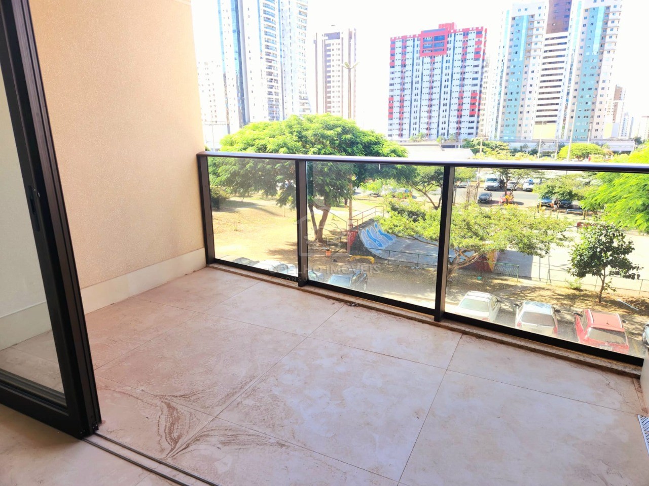 Apartamento à venda com 3 quartos, 122m² - Foto 4