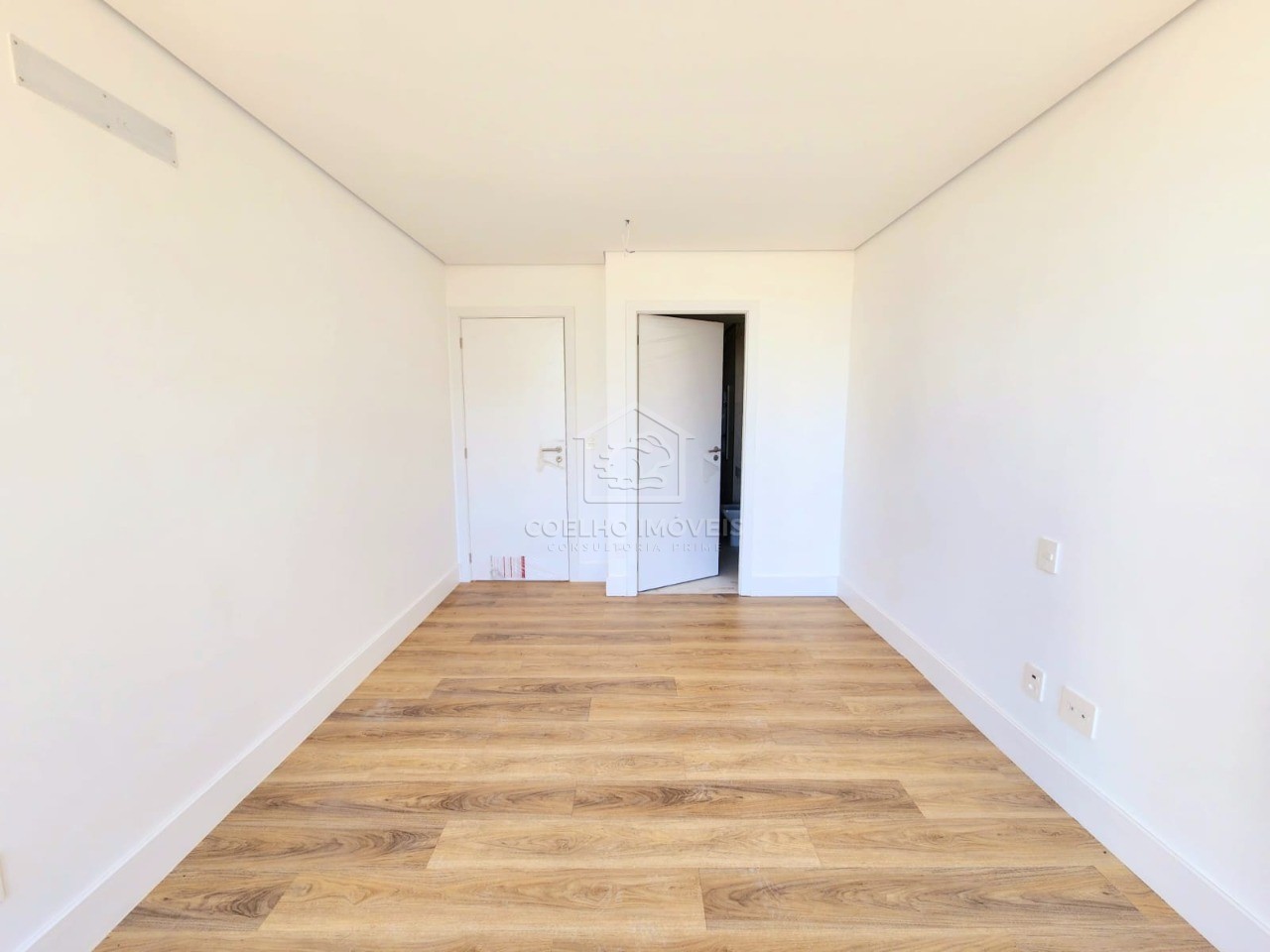 Apartamento à venda com 3 quartos, 122m² - Foto 12