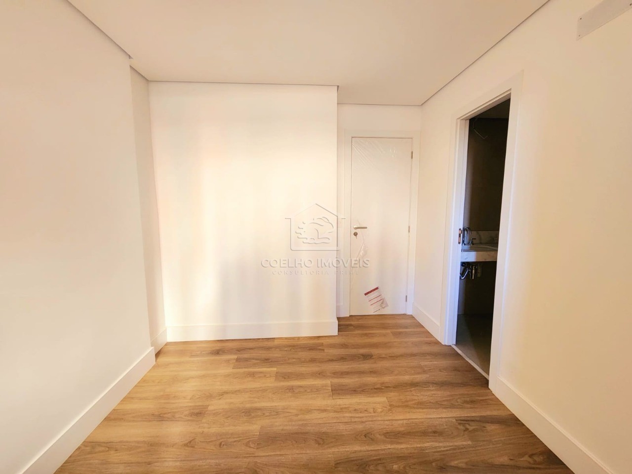 Apartamento à venda com 3 quartos, 122m² - Foto 19