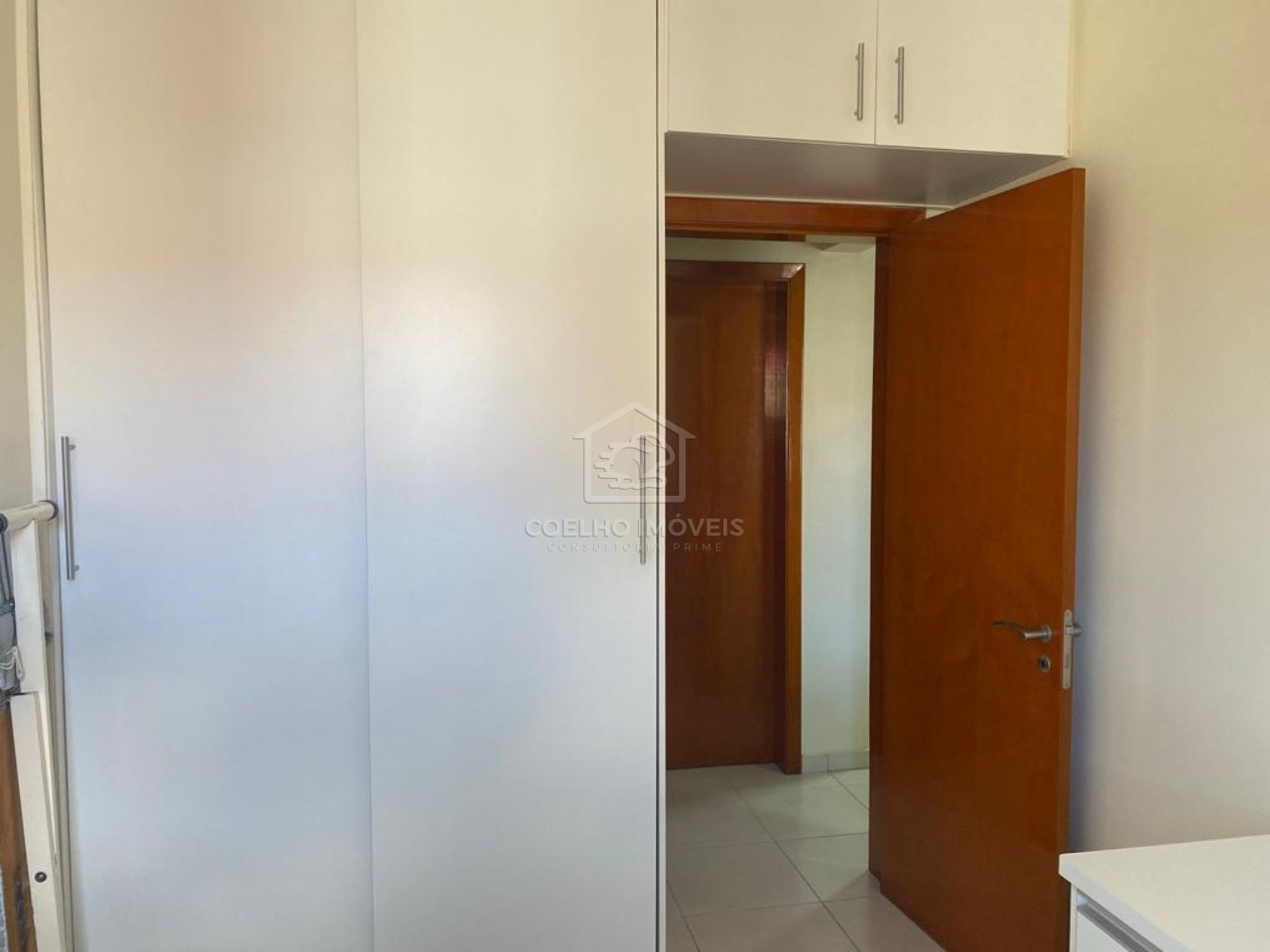 Apartamento à venda com 2 quartos, 55m² - Foto 18