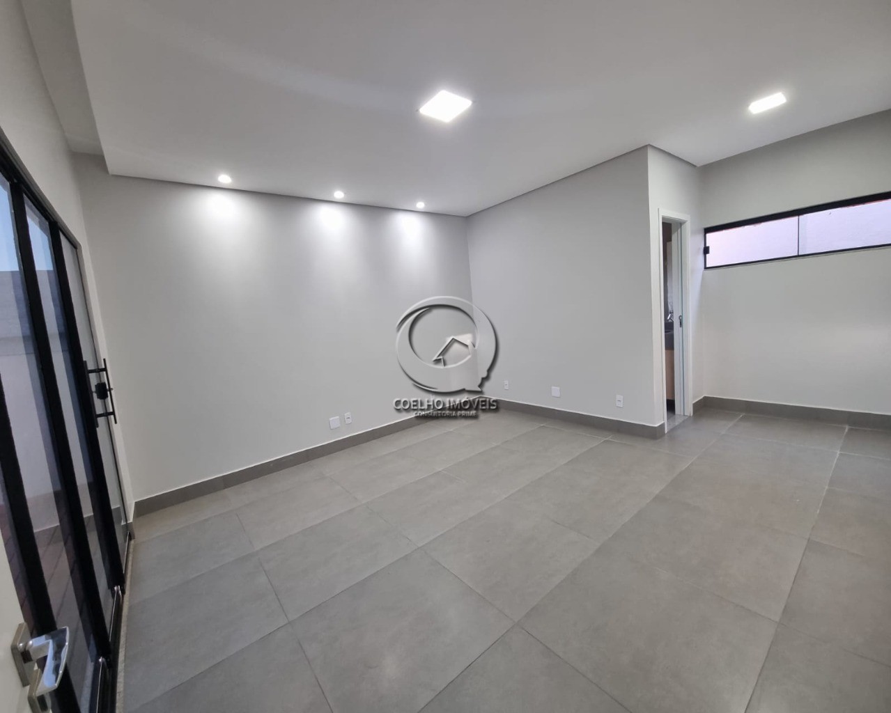 Casa à venda com 3 quartos, 240m² - Foto 14