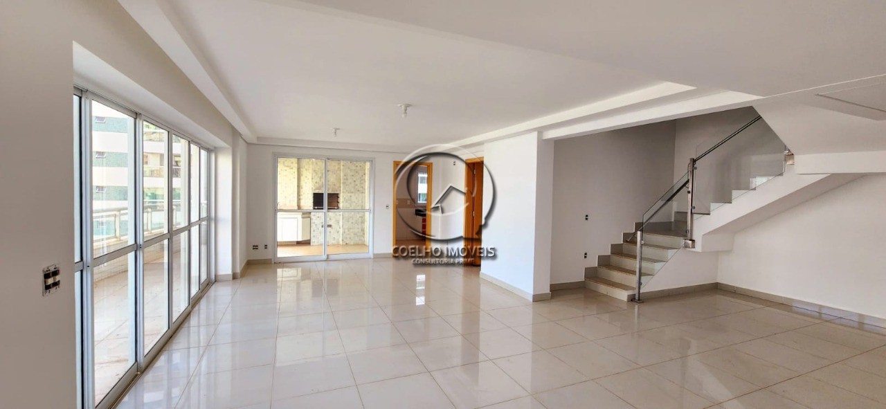 Apartamento à venda com 4 quartos, 246m² - Foto 1