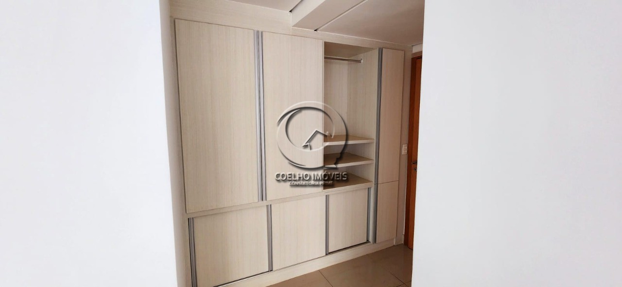 Apartamento à venda com 4 quartos, 246m² - Foto 18