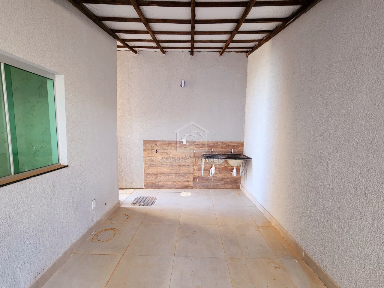 Casa à venda com 4 quartos, 200m² - Foto 34