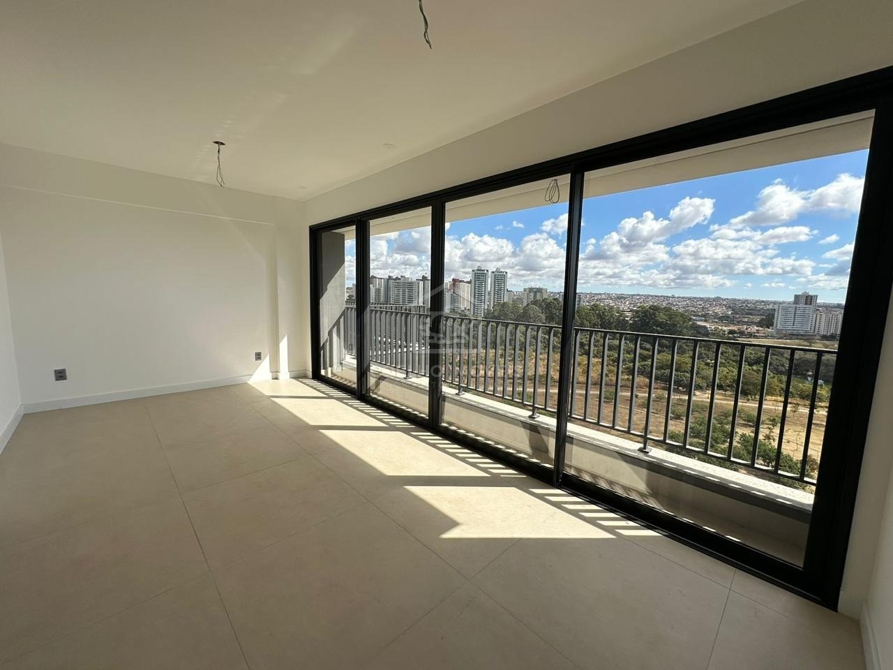 Apartamento à venda com 5 quartos, 130m² - Foto 4