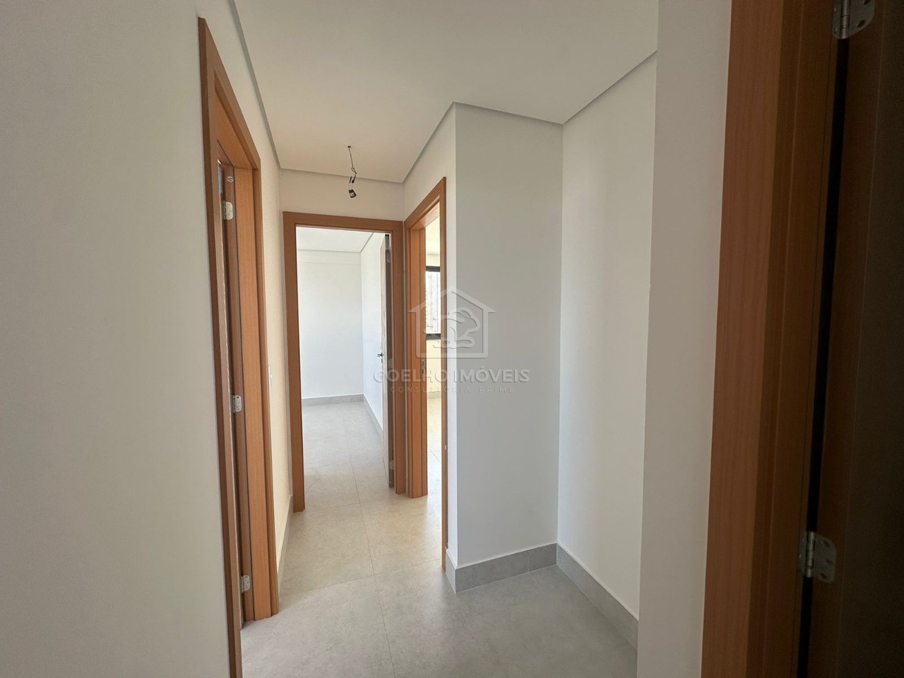 Apartamento à venda com 3 quartos, 92m² - Foto 11