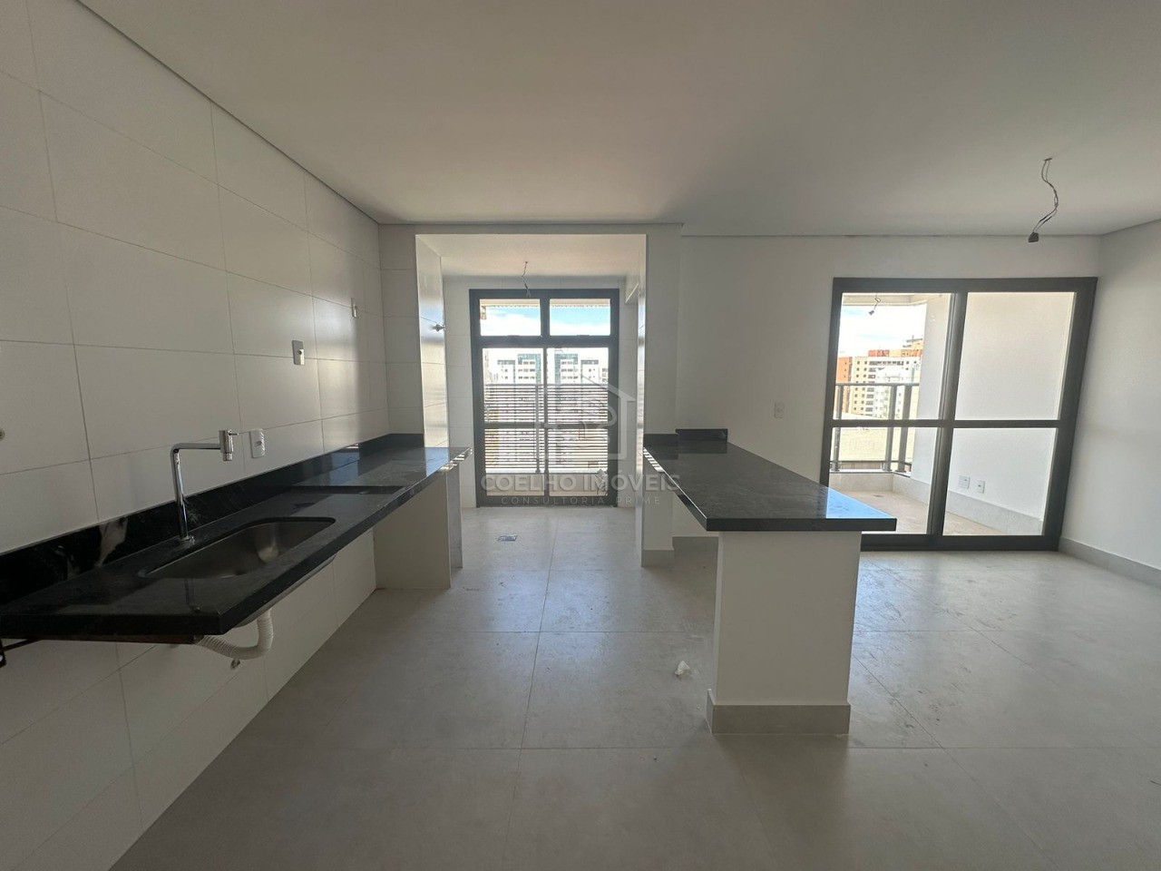 Apartamento à venda com 3 quartos, 92m² - Foto 7