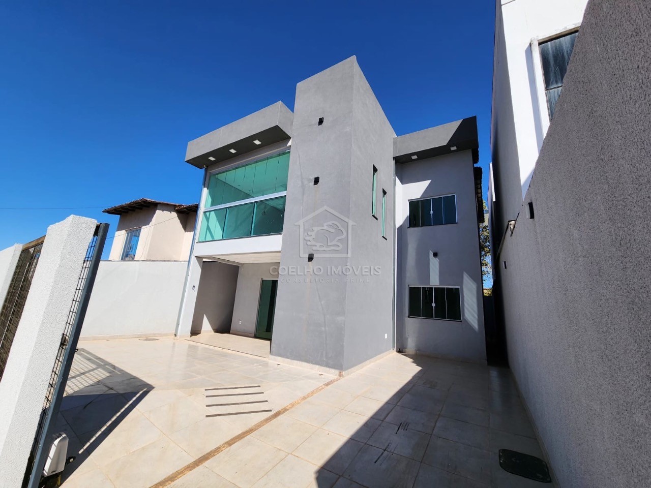 Casa à venda com 4 quartos, 200m² - Foto 41