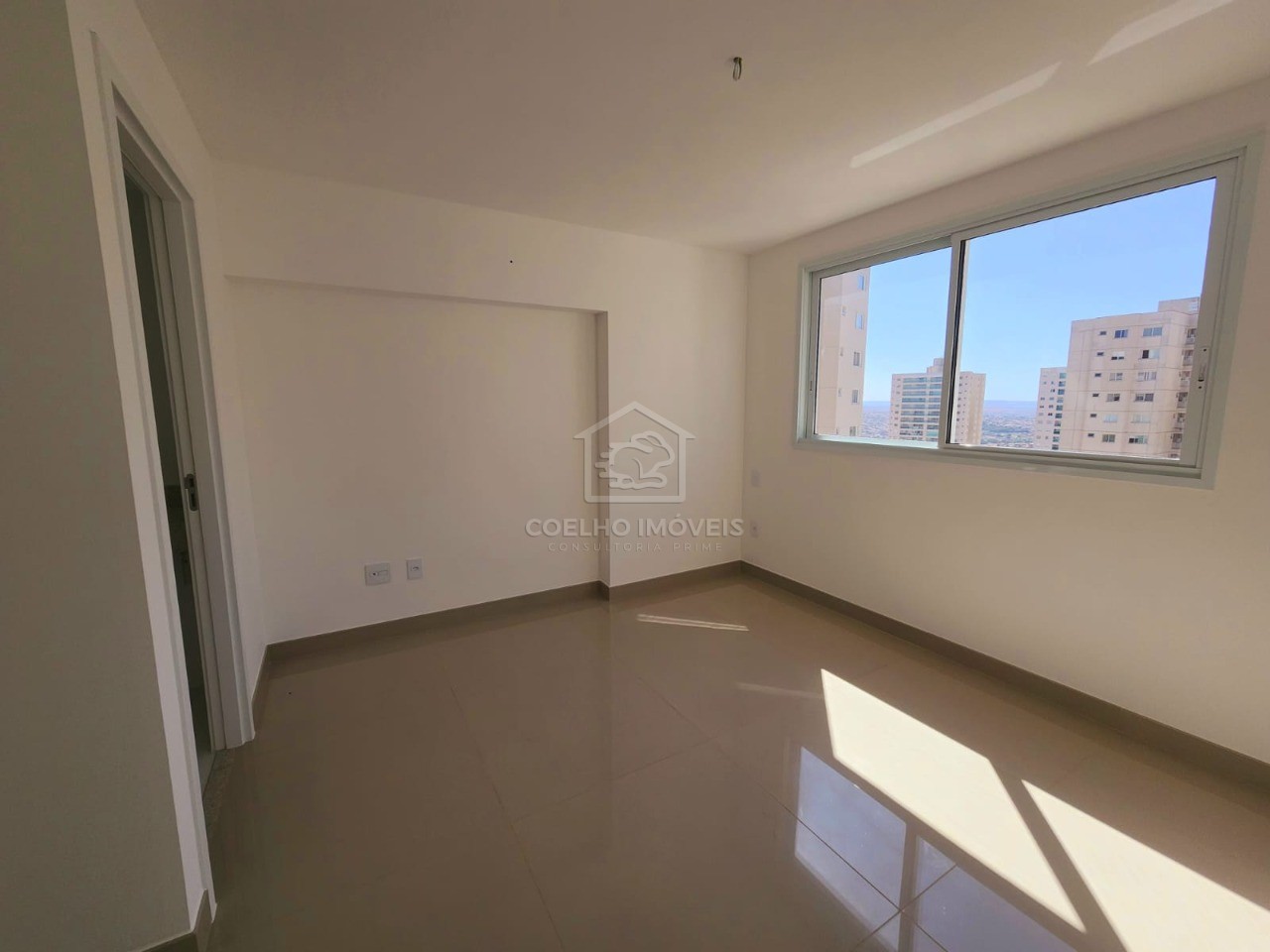 Apartamento à venda com 3 quartos, 103m² - Foto 9