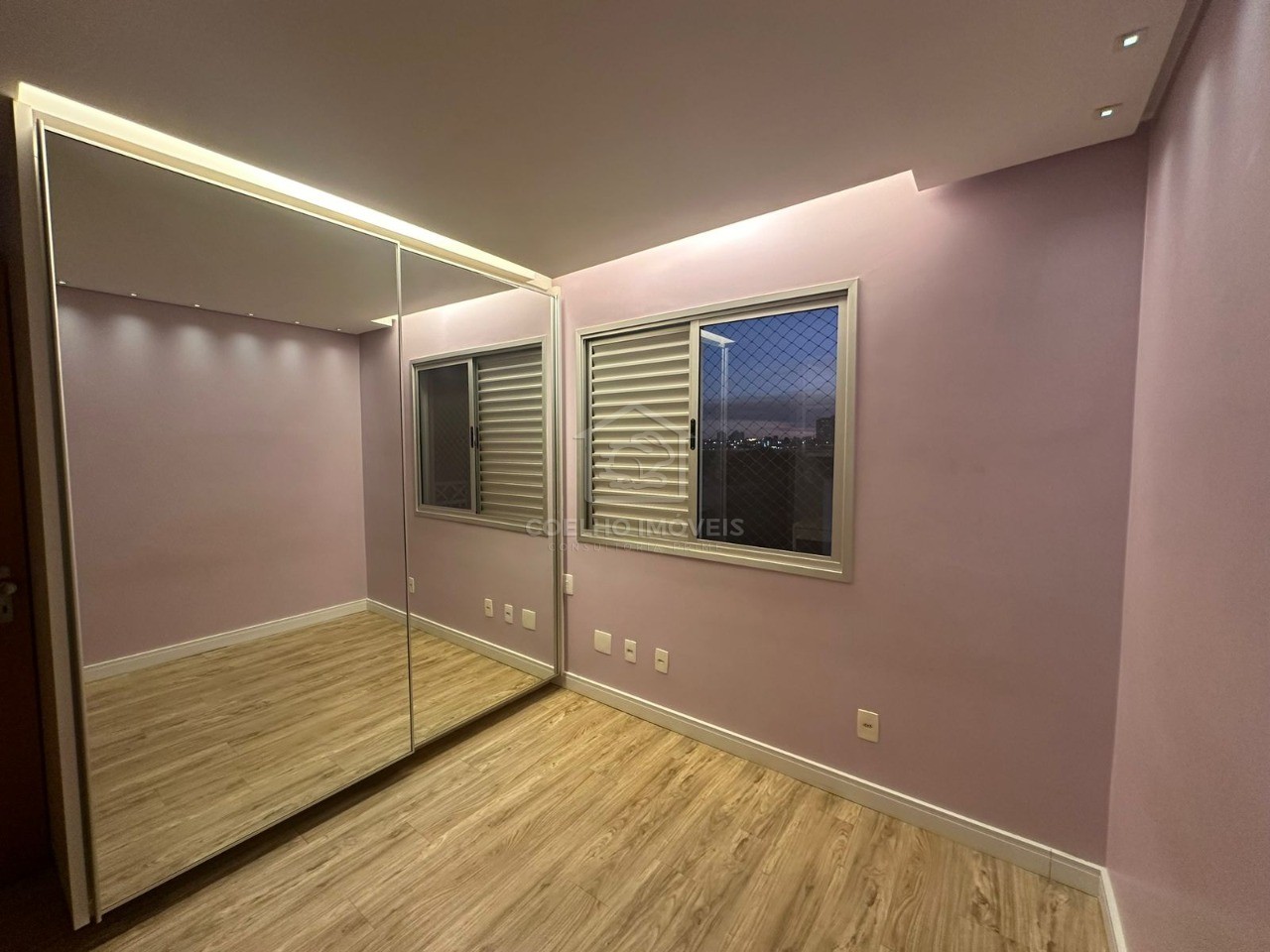 Apartamento à venda com 4 quartos, 98m² - Foto 15