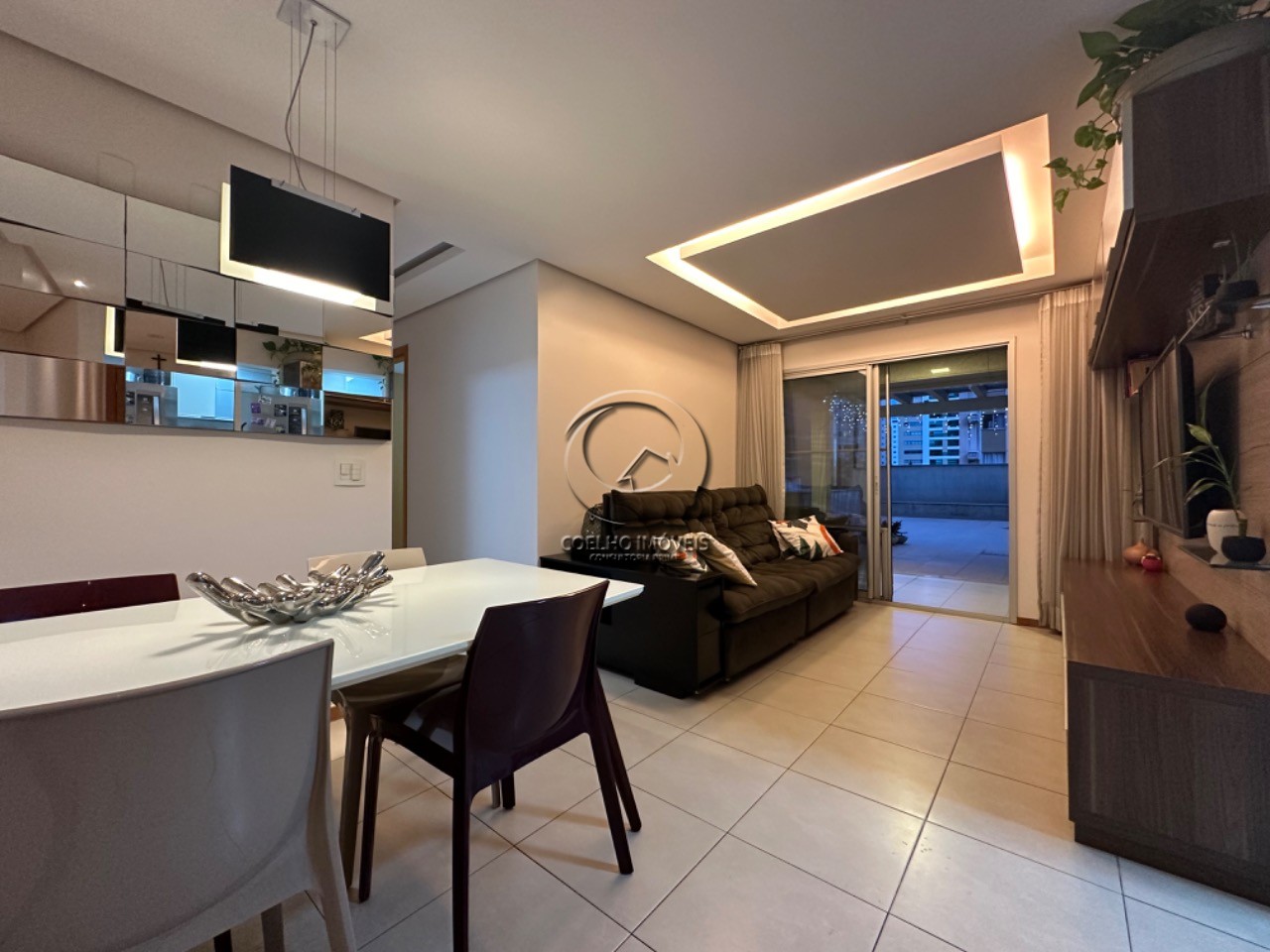 Apartamento à venda com 2 quartos, 187m² - Foto 10