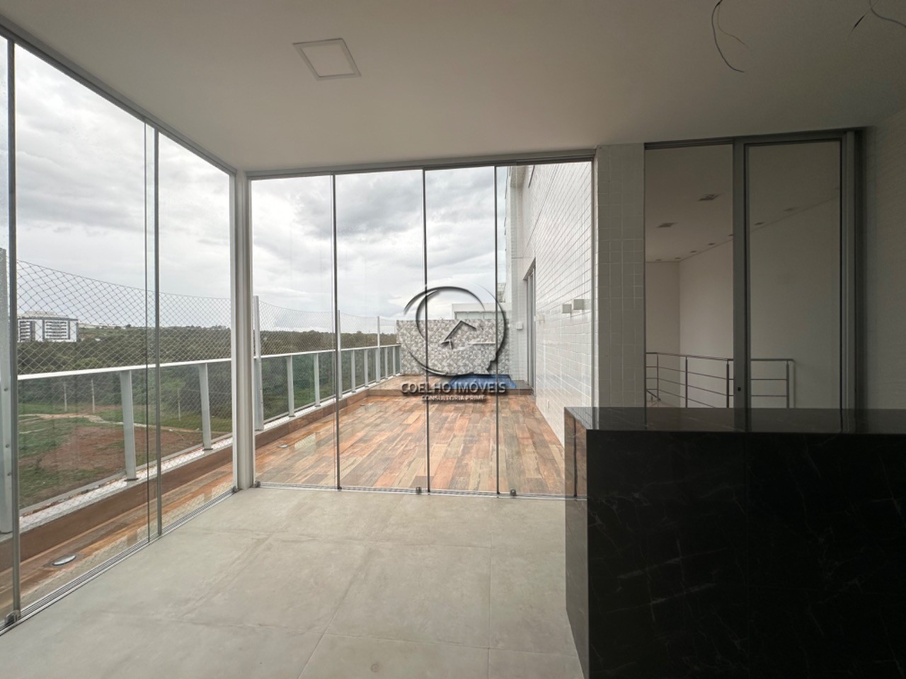 Apartamento à venda com 3 quartos, 211m² - Foto 11