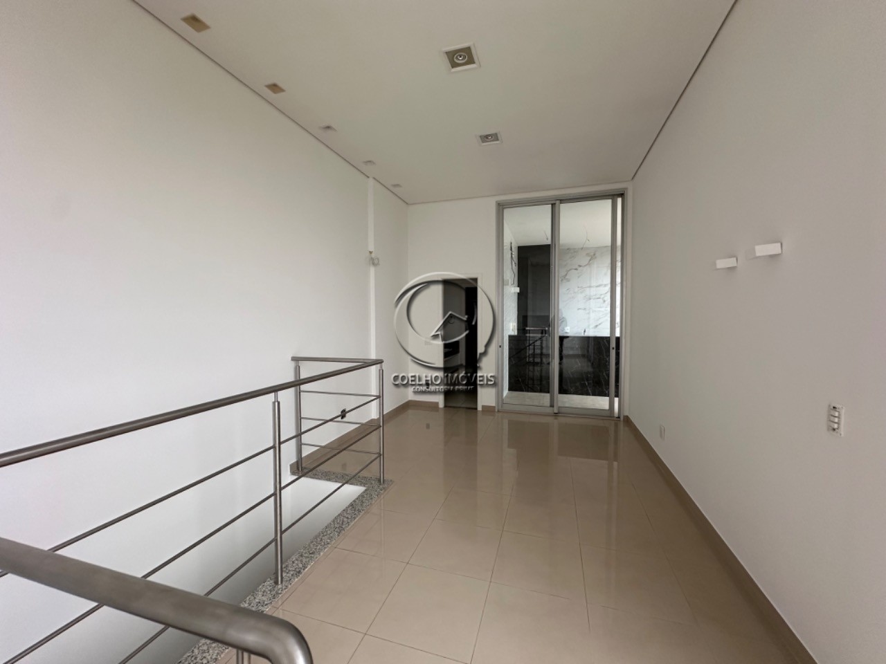 Apartamento à venda com 3 quartos, 211m² - Foto 13