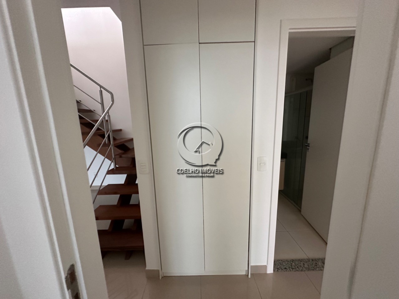 Apartamento à venda com 3 quartos, 211m² - Foto 23