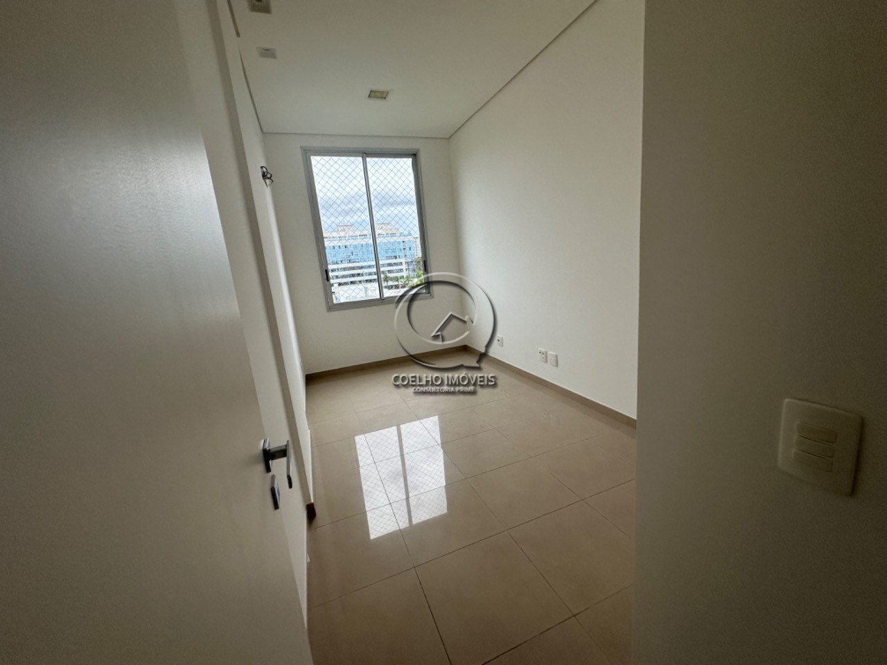 Apartamento à venda com 3 quartos, 211m² - Foto 25