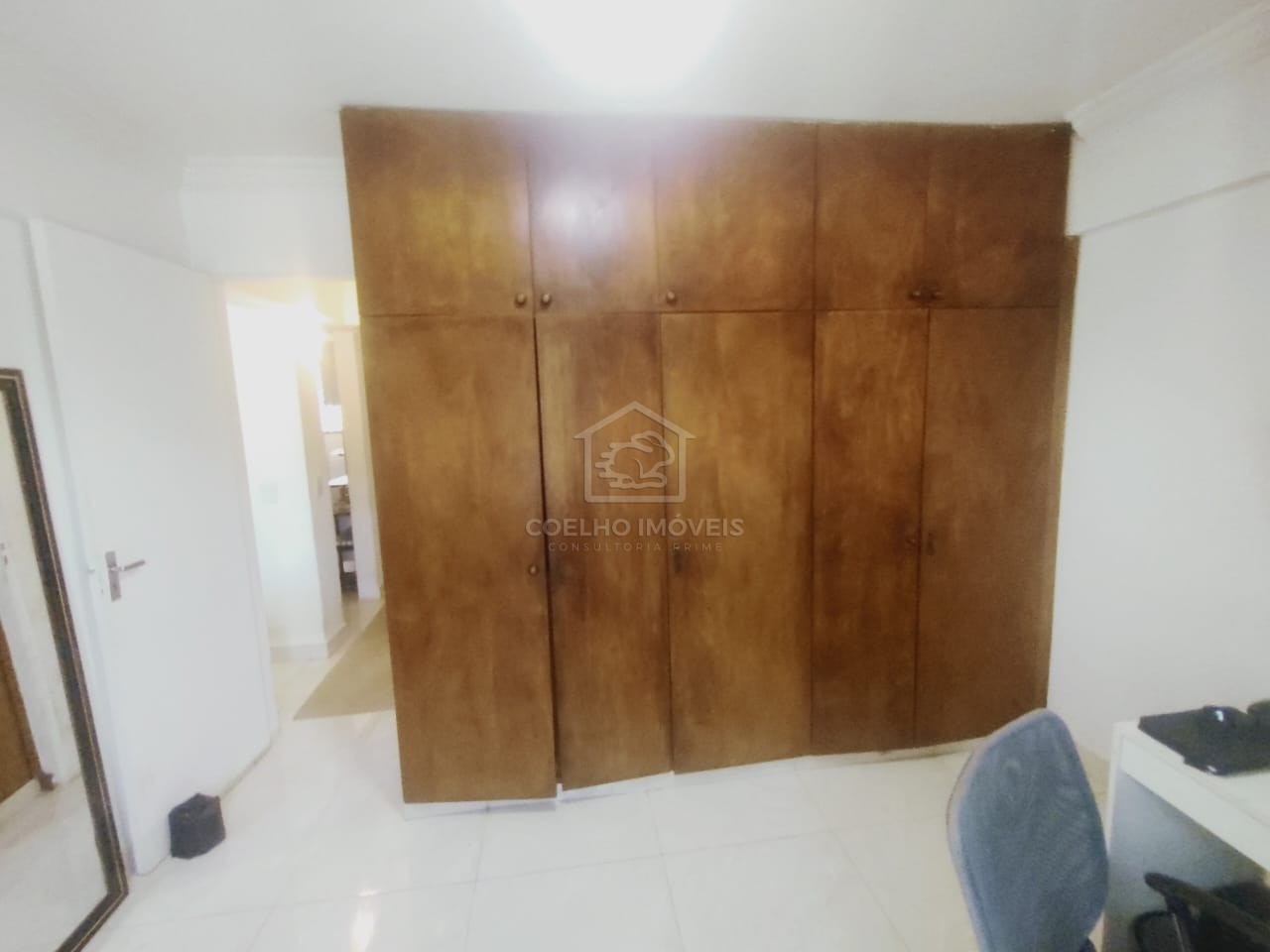 Apartamento à venda com 2 quartos, 72m² - Foto 9