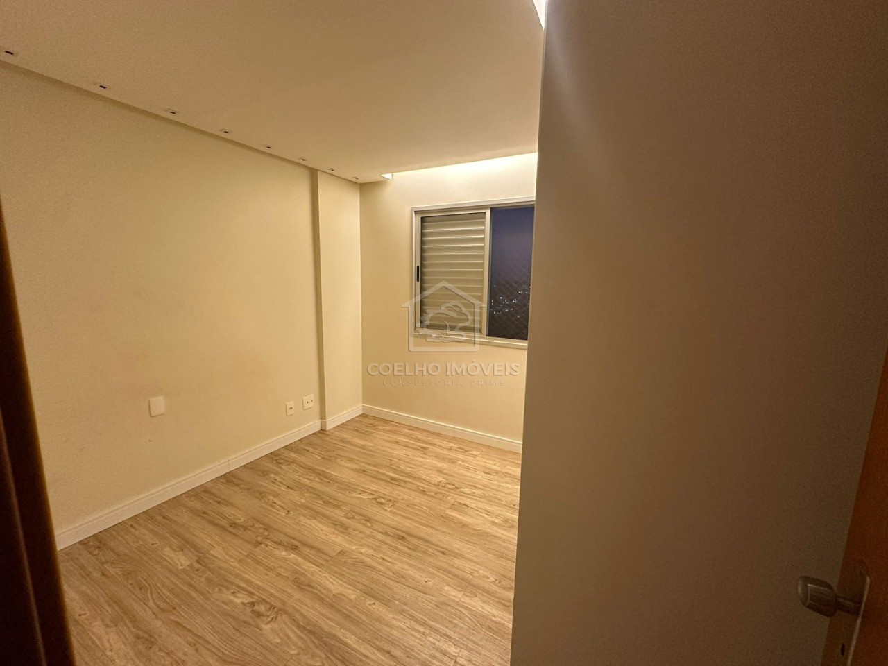 Apartamento à venda com 4 quartos, 98m² - Foto 24