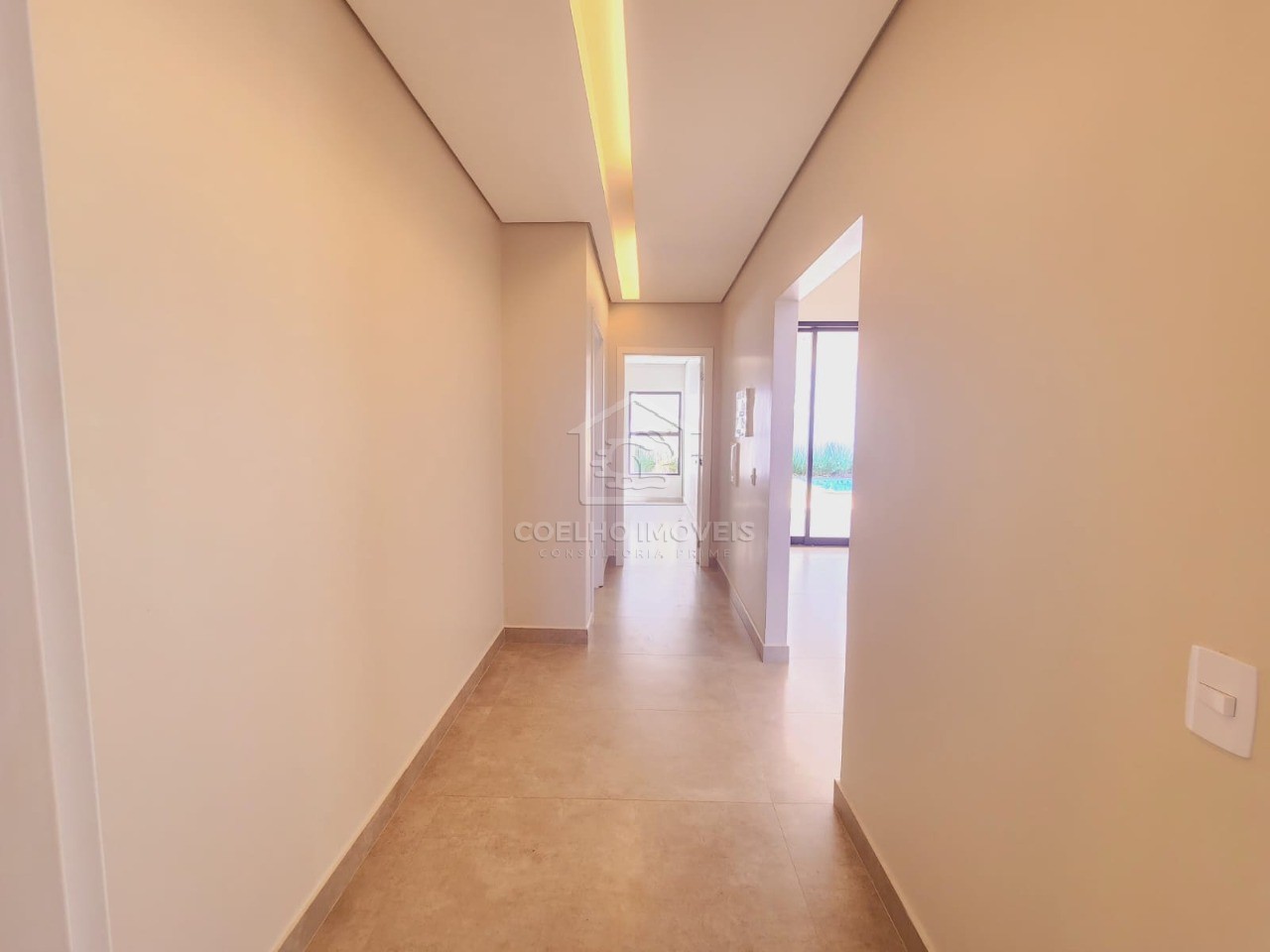 Casa à venda com 3 quartos, 300m² - Foto 12