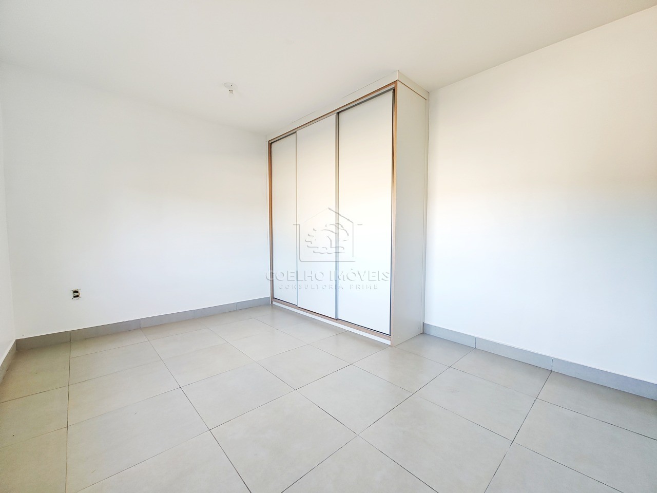 Casa para alugar com 2 quartos, 130m² - Foto 13