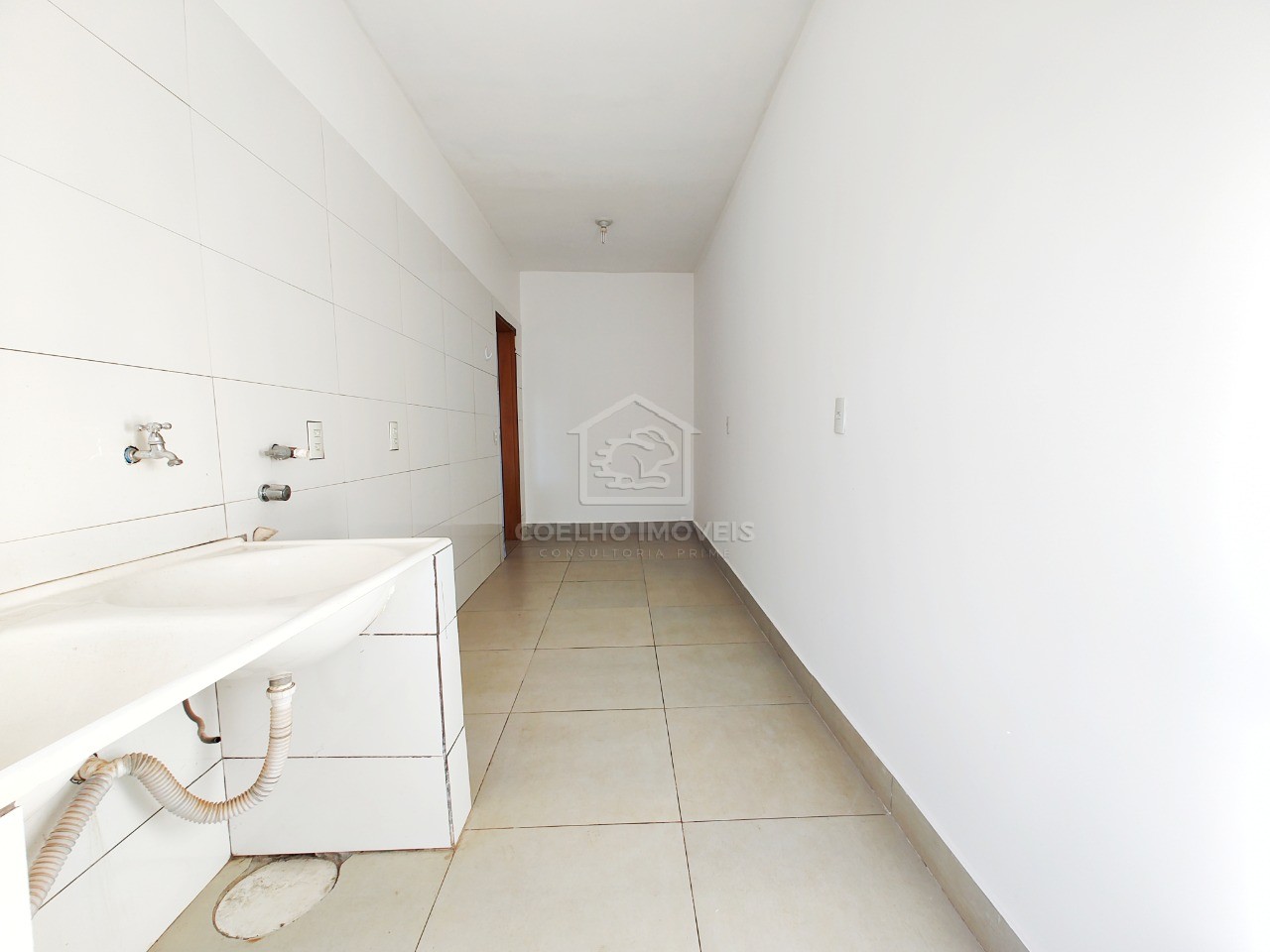 Casa para alugar com 2 quartos, 130m² - Foto 23