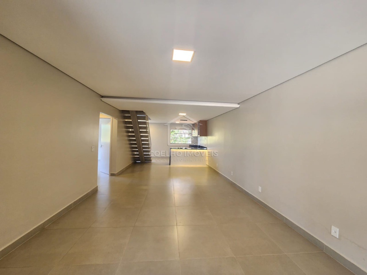 Casa à venda com 4 quartos, 300m² - Foto 10