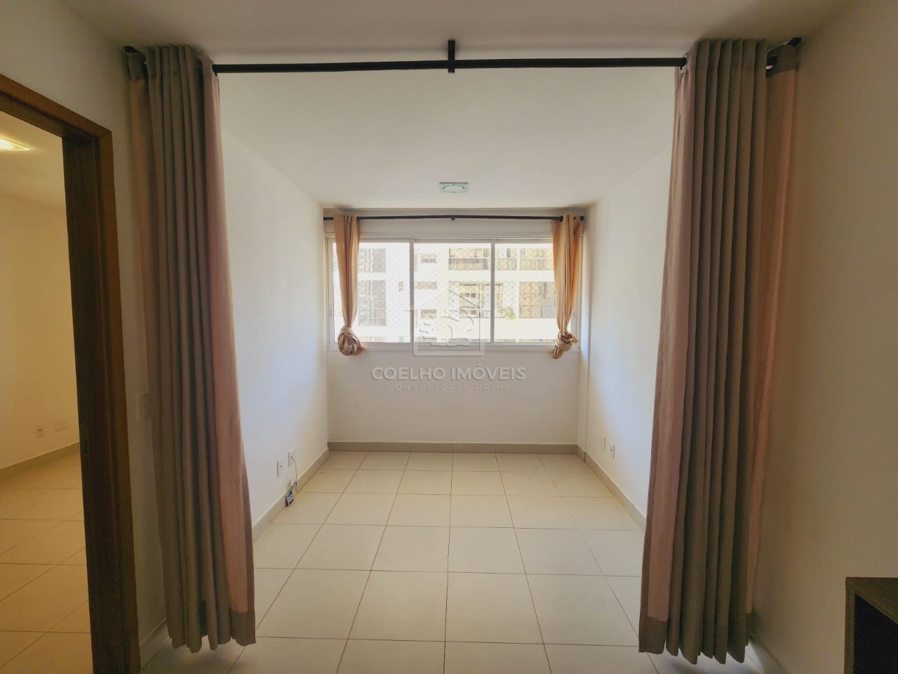 Apartamento à venda com 1 quarto, 34m² - Foto 3