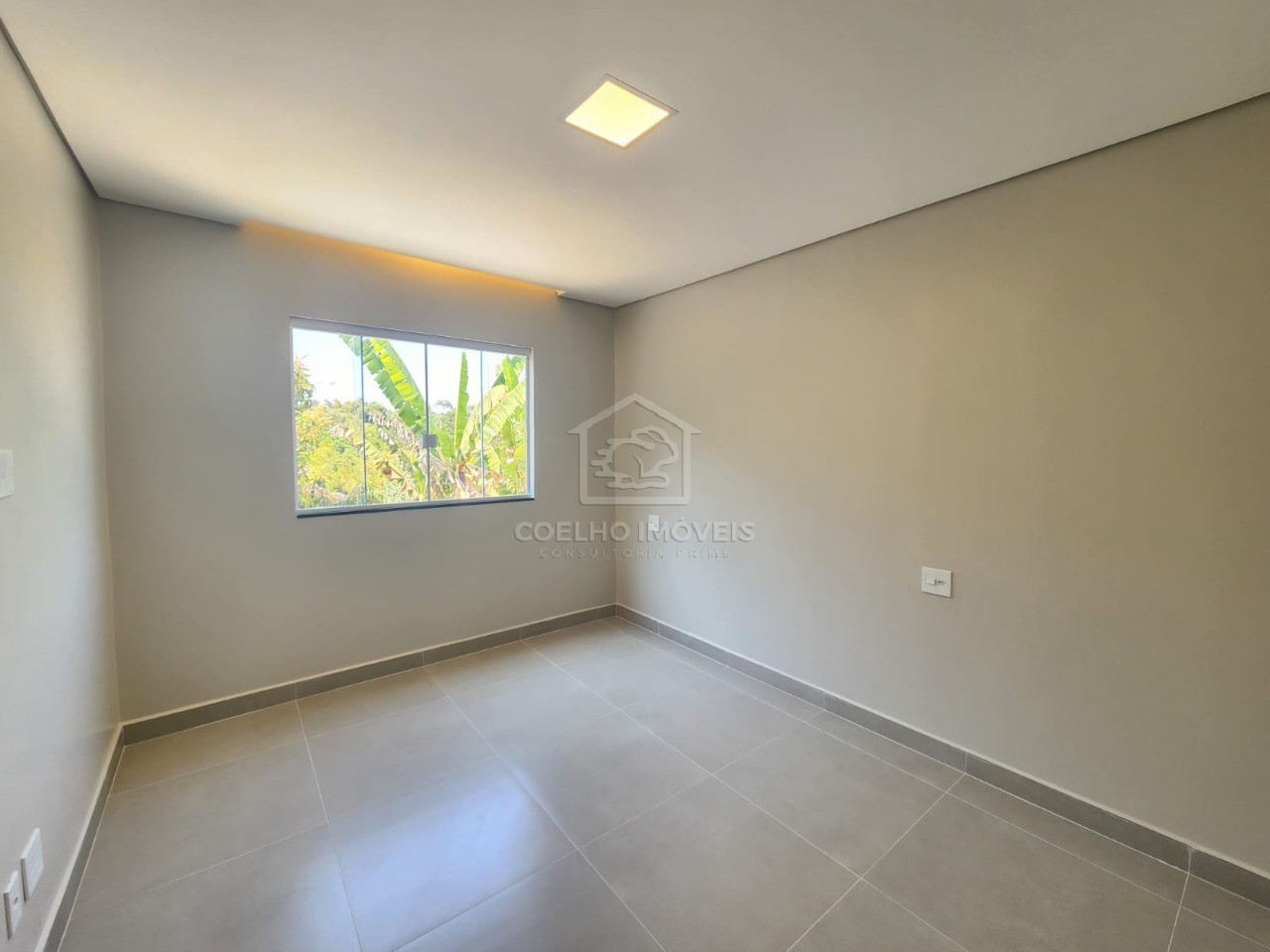 Casa à venda com 4 quartos, 300m² - Foto 19