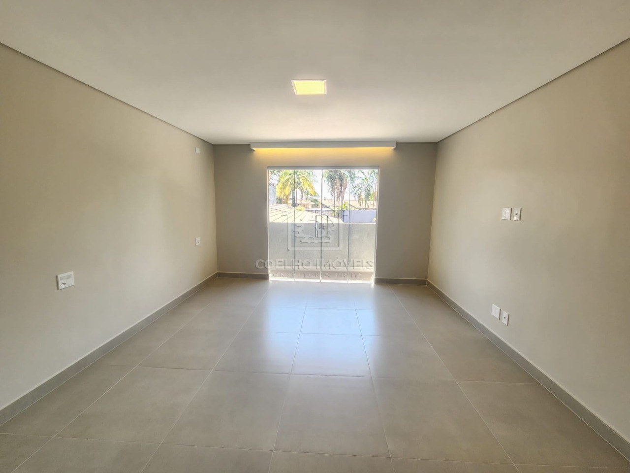 Casa à venda com 4 quartos, 300m² - Foto 22