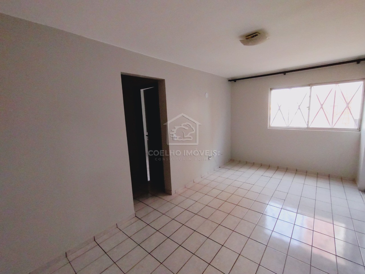 Apartamento à venda com 2 quartos, 60m² - Foto 4