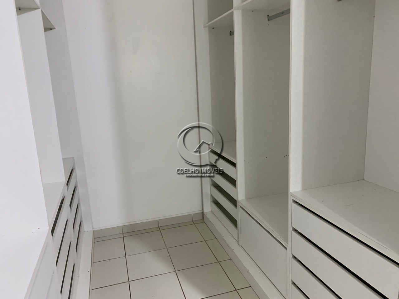 Apartamento à venda com 2 quartos, 109m² - Foto 17